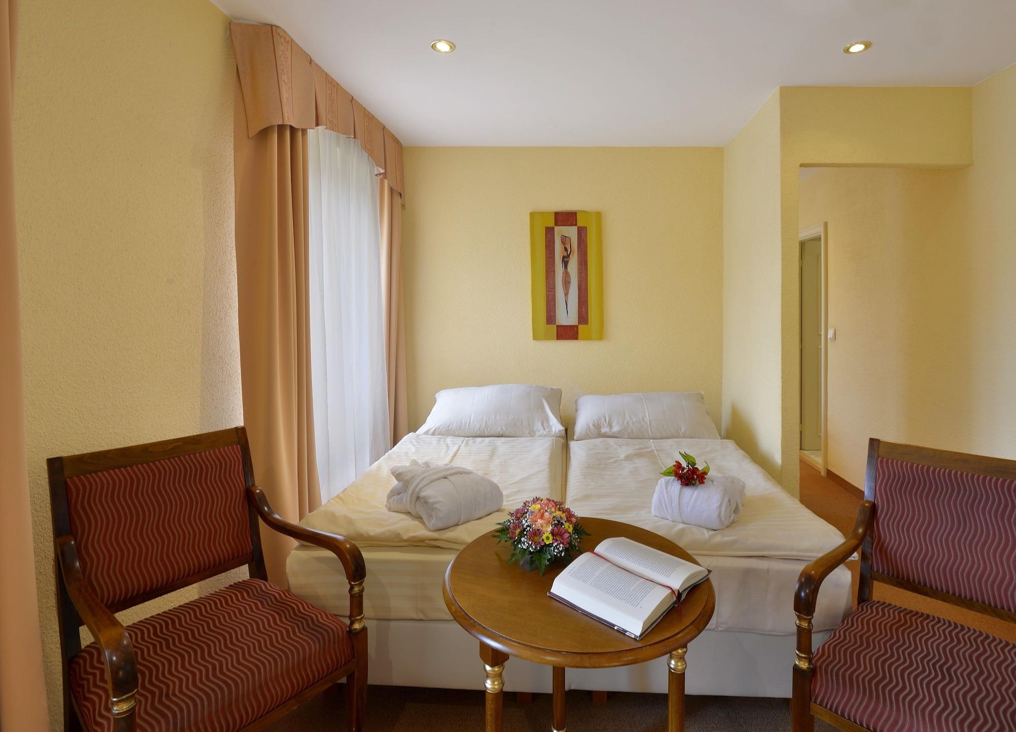 Hotel Continental Mariańskie Łaźnie Zewnętrze zdjęcie